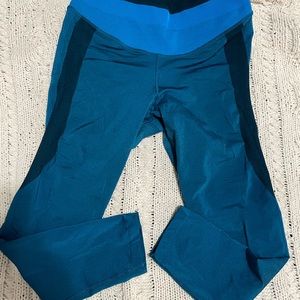 Lululemon seamless mesh tight size 14